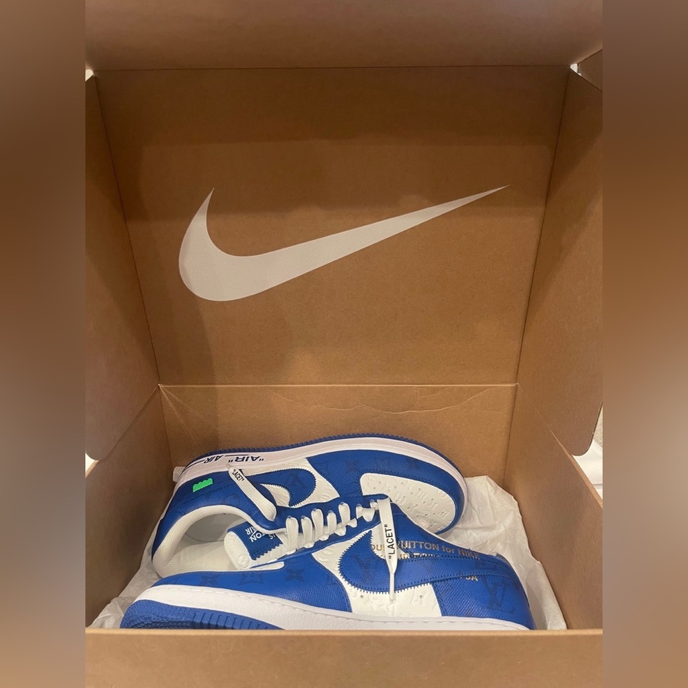 Louis Vuitton X Nike Air Force 1 - Picture 1 of 16